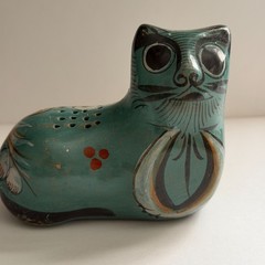 Vintage Set of Two Cat Figurines Tonala Mexico Folk Art Pottery 4 x 3.5″ Signed