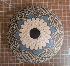 Maria Acosta Mata Ortiz Pottery Seed Pot Sgraffito Geometric Polychrome Bird 6″