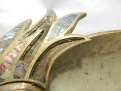 Vintage Mexican Hand-Wrought Brass Parrot Tray Dish Abalone Shell Inlay L82S