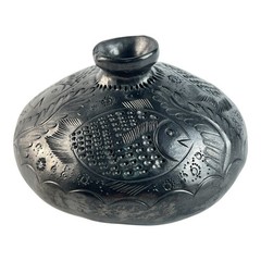 Vintage Oaxaca Barro Negro Pottery Vase, Hand Carved Black Clay Fish & Leaf Desi