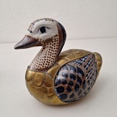 Vintage Mexican Tonala Pottery & Brass Duck Bird Handpaint Sculpture 7″ x 6″