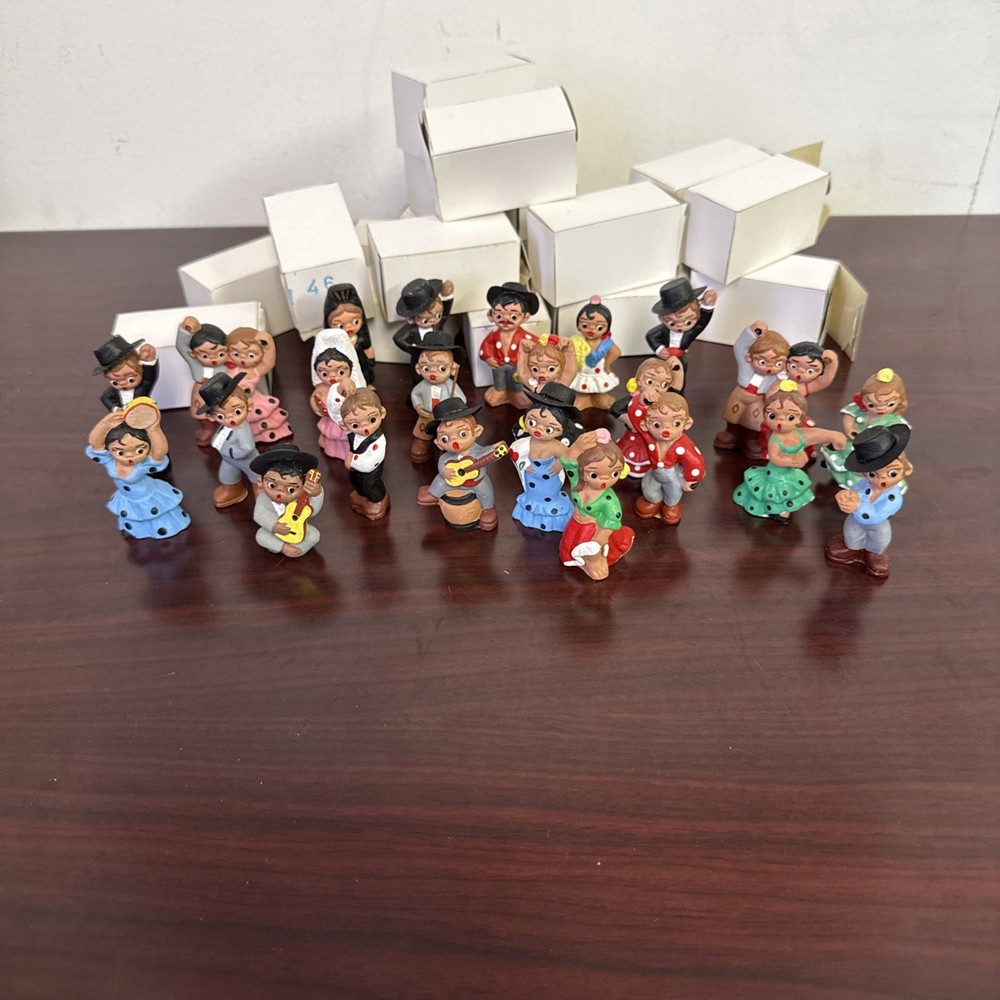 23 Vintage Spanish Mud People Terracotta Hand Painted Clay Dolls with boxes