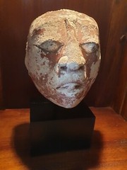 AUTHENTIC ANCIENT MAYAN STUCCO HEAD CLASSIC PERIOD. 300-900 A.D. MUSEUM PIECE
