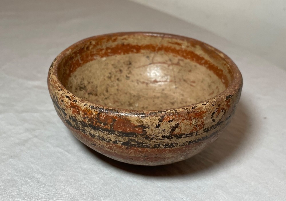 antique Mayan Mexican pre columbian 500-750 A.D. polychromed pottery bowl