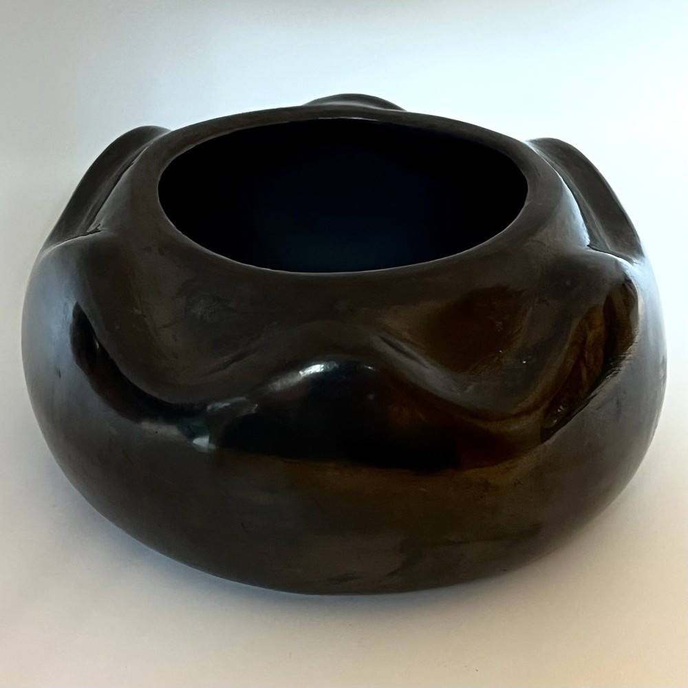 Vtg Dona Rosa Oaxaca Barro Negro Black Pottery Bowl Signed 5¾” D 2¼” H Mexico