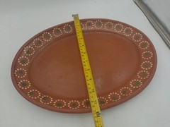 15 X 11″ MEXICAN TLAQUEPAQUE BROWN CLAY W/GREEN DOTS OVAL DINNER PLATE/PLATTER