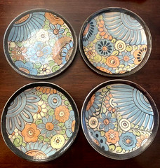 4 Antique & Rare Talavera Mexican Pottery Plates Hand painted Floral 7″ Diameter