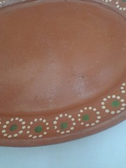 15 X 11″ MEXICAN TLAQUEPAQUE BROWN CLAY W/GREEN DOTS OVAL DINNER PLATE/PLATTER