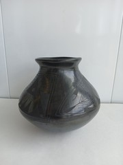 Santa Clara Pueblo 6″ Black Pot Oaxaca Mexico Barro Negro Pottery Artist Elida