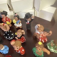 23 Vintage Spanish Mud People Terracotta Hand Painted Clay Dolls with boxes