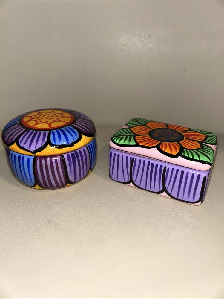 Lot Of 2 Talavera Mexico Pottery Round and Heart Trinket Box Home Decor vintage