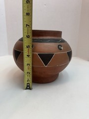 Early Vintage Mexican Signed Pot Vase Vessel Planter Leopoldo de Mexico Brown