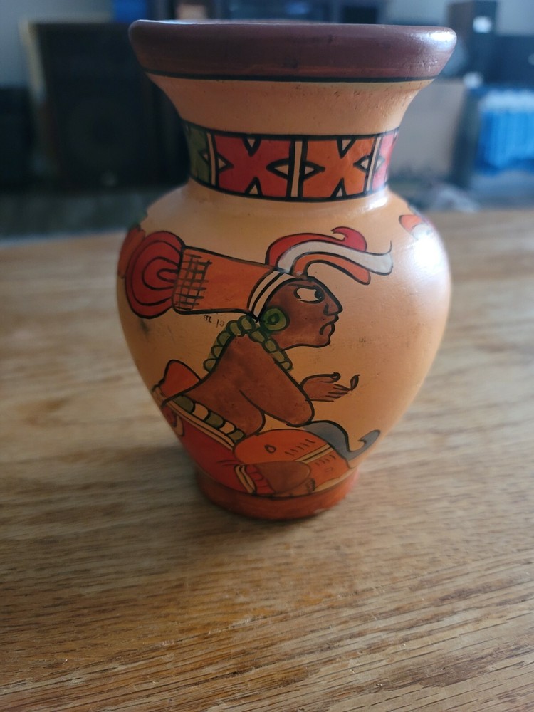 Belize Handmade Pottery Vase 7″ Folk Art Decor Tribal Art Clay