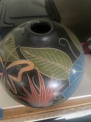 Nicaraguan Latino Round Vase