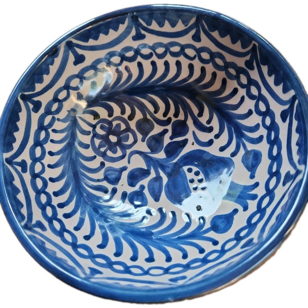 This Bowl is a classic example of traditional Talavera artistry. 5″ Colbalt