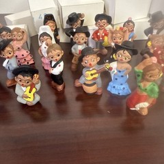 23 Vintage Spanish Mud People Terracotta Hand Painted Clay Dolls with boxes