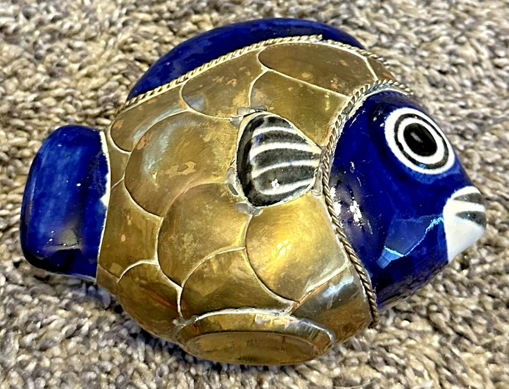 Unique Ceramic Fish Brass Covered With Twisted Edging Detail Figure Armored Fish