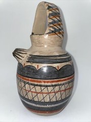 VINTAGE MEXICAN TONALA ART POTTERY SINGLE SPOUT JUG WITH HANDLE UNMARKED