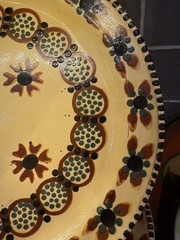 Vtg Early Set Of 4 11 5/8” Mexican Terracotta Handpainted Yellow/red/green Plate