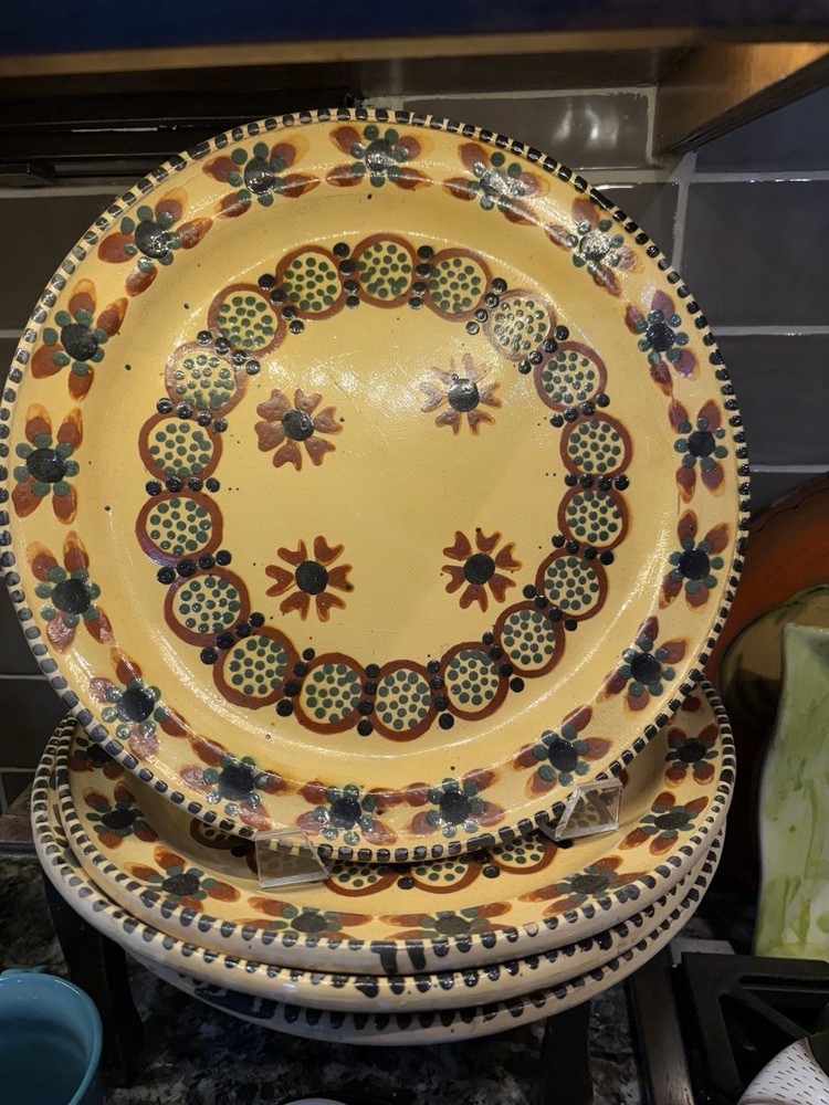 Vtg Early Set Of 4 11 5/8” Mexican Terracotta Handpainted Yellow/red/green Plate