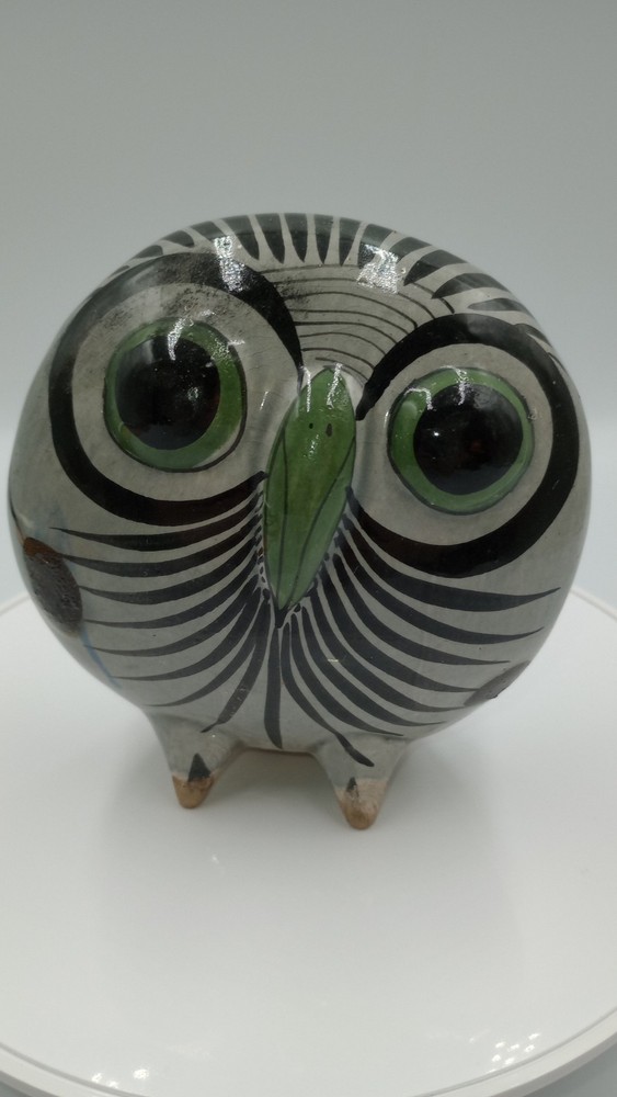 Vinatge Tonala Mexican Pottery Green Owl Figurine Handpainted w/Legs *READ*