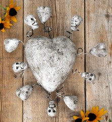 White Heart Skulls Day of the Dead Clay Handmade Rafael Pineda Mexican Folk Art