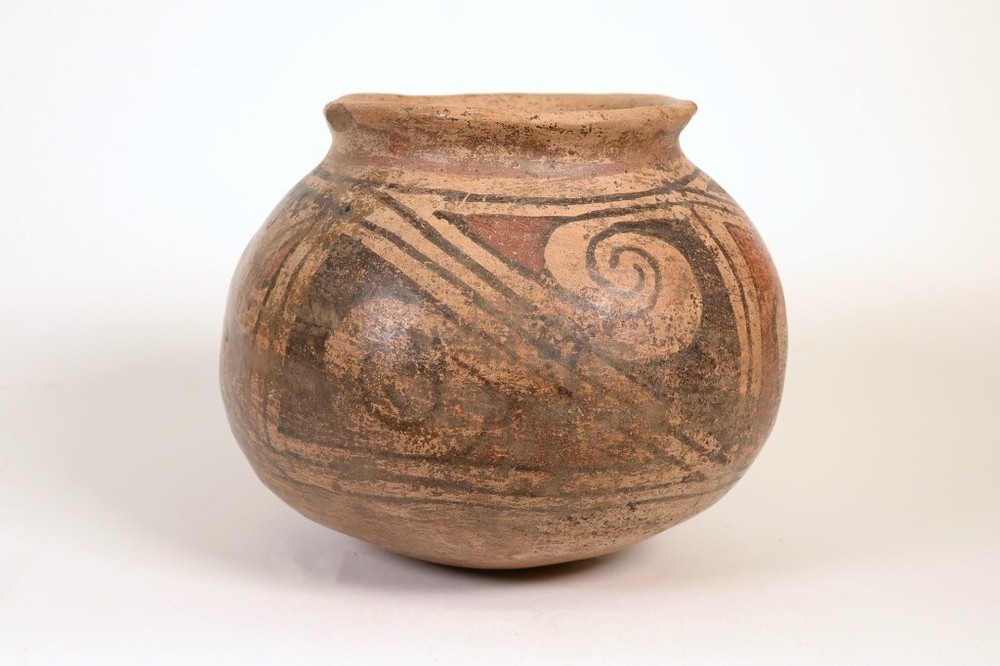 Prehistoric Casas Grandes Pottery Jar. Hand made and Painted Poly Chrome
