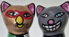 Vintage Mexican Pottery Folk Art Terracotta Cat Figurines Hand Painted 7.5″ x 5″