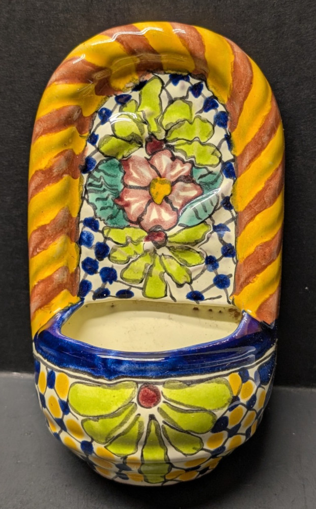 Talavera Pottery Wall Pocket Mexican Ceramic Planter Succulent Flower Pot 6.5”