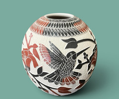 Mata Ortiz Pottery Lupita Quezada Hummingbird Flowers Floral Jar Vase Mexican