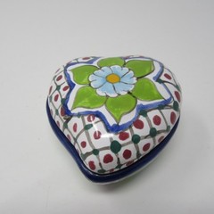 Hand Painted Puebla Mexico Pottery Heart Dish Tepépa Signed 1999 Floral 3.25″