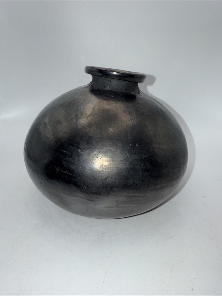 Vtg Dona Rosa Coyotepec Oaxaca Mexico Black Pottery 5.5”Hx6”W Signed