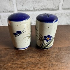 Vintage Mexican Pottery Salt & Pepper Shakers Blue & Grey Floral Plastic Corks