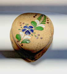 Vintage Hand Painted Mexican Tonala Pottery Heart Shape Trinket Box w/ Lid 4”