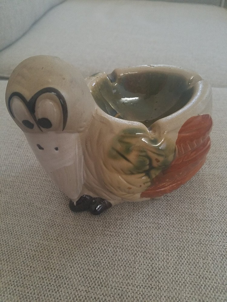 Vintage Folk Art Bird Pottery Ashtray Goofy Tabletop
