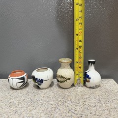 4 Vtg Miniature Hand Painted Mexican Folk Art Terra Cotta Clay Pottery Vases SEE