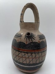 VINTAGE MEXICAN TONALA ART POTTERY SINGLE SPOUT JUG WITH HANDLE UNMARKED