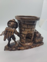 VTG Rdo De Mexican Folk Art Pottery Man Playing music Pen holder Figurine