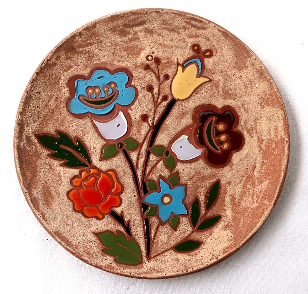 Decorative Terra Cotta Hand Painted Art Pottery Floral Plate Wall Hanging