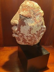 AUTHENTIC ANCIENT MAYAN STUCCO HEAD CLASSIC PERIOD. 300-900 A.D. MUSEUM PIECE